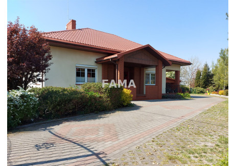 Dom na sprzedaż - Brześć Kujawski, Włocławski, 230 m², 889 000 PLN, NET-FMA-DS-2706