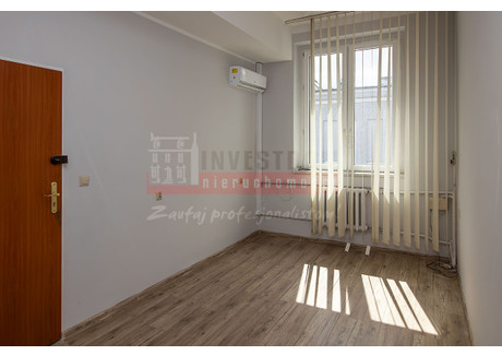 Komercyjne do wynajęcia - Centrum, Opole, 22 m², 770 PLN, NET-15672