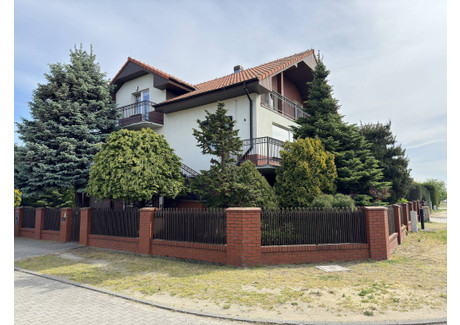 Dom na sprzedaż - Włodzimierza Lewandowskiego Ostrów Wielkopolski, Ostrowski (Pow.), 332 m², 1 100 000 PLN, NET-DSL-7