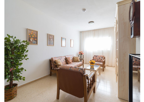 Mieszkanie na sprzedaż - Las Palmas De Gran Canaria, Hiszpania, 88 m², 149 717 USD (573 417 PLN), NET-99724853