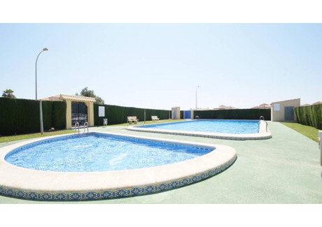 Mieszkanie na sprzedaż - Torrevieja, Hiszpania, 60 m², 92 863 USD (373 308 PLN), NET-96661388