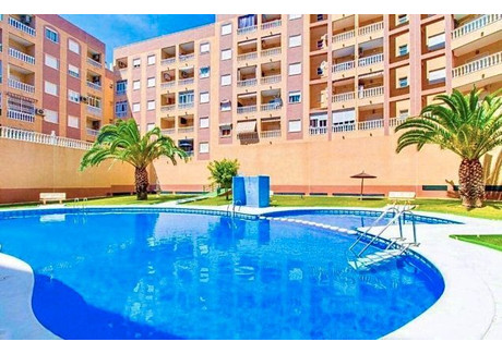 Mieszkanie na sprzedaż - Torrevieja, Hiszpania, 55 m², 102 918 USD (405 496 PLN), NET-93307061