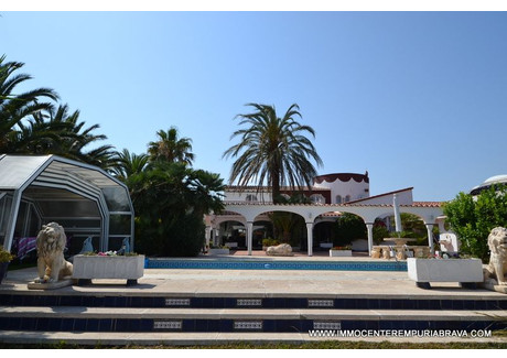 Dom na sprzedaż - Empuriabrava, Hiszpania, 544 m², 2 740 457 USD (11 208 470 PLN), NET-100388308