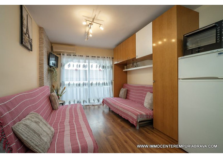 Mieszkanie na sprzedaż - Empuriabrava, Hiszpania, 25 m², 81 251 USD (320 128 PLN), NET-91978038