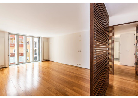 Mieszkanie do wynajęcia - Lisboa, Portugalia, 152 m², 3738 USD (15 025 PLN), NET-96571530