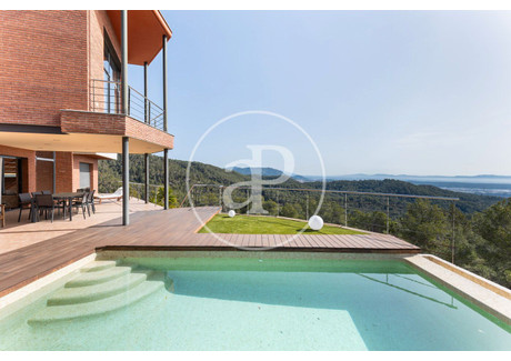 Dom na sprzedaż - Matadepera, Hiszpania, 405 m², 917 102 USD (3 613 383 PLN), NET-93064897