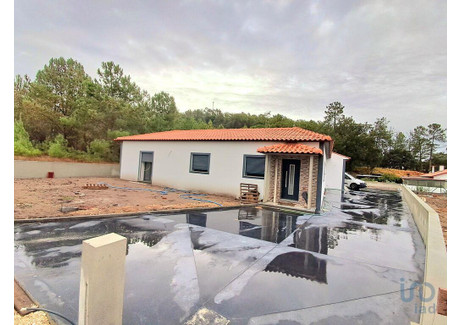 Dom na sprzedaż - Leiria, Leiria, Monte Redondo E Carreira, Portugalia, 200 m², 319 396 USD (1 268 004 PLN), NET-100656371