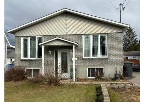 Dom na sprzedaż - 1295 24e Avenue, Saint-Jérôme, QC J7Z3J1, CA Saint-Jérôme, Kanada, 84 m², 268 648 USD (1 101 455 PLN), NET-102440624