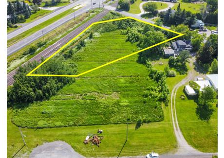 Działka na sprzedaż - Ch. Rouillard, Mont-Saint-Hilaire, QC J3G4S6, CA Mont-Saint-Hilaire, Kanada, 3319 m², 284 525 USD (1 143 790 PLN), NET-98073241