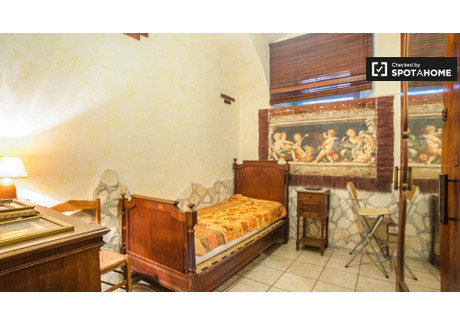 Mieszkanie do wynajęcia - Rome, Włochy, 60 m², 762 USD (3039 PLN), NET-79095504