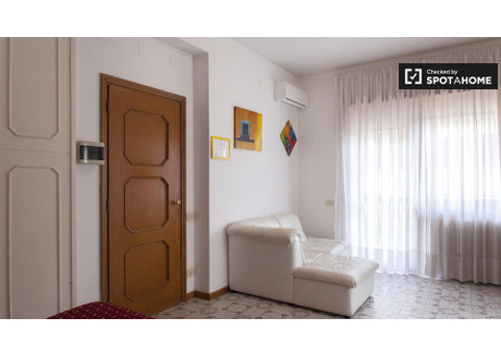 Mieszkanie do wynajęcia - Rome, Włochy, 35 m², 1341 USD (5134 PLN), NET-79096060