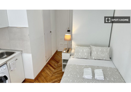 Mieszkanie do wynajęcia - Madrid, Hiszpania, 19 m², 1350 USD (5533 PLN), NET-79096749