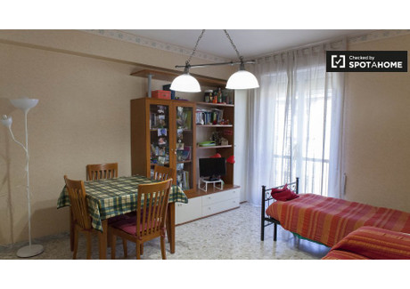 Pokój do wynajęcia - Rome, Włochy, 69 m², 261 USD (1027 PLN), NET-79092031