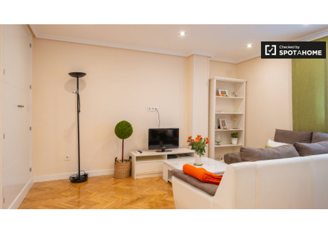 Mieszkanie do wynajęcia - Madrid, Hiszpania, 63 m², 1606 USD (6441 PLN), NET-79107896