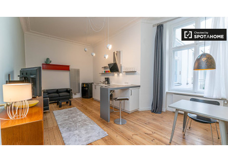 Mieszkanie do wynajęcia - Berlin, Niemcy, 30 m², 1806 USD (7078 PLN), NET-79110771