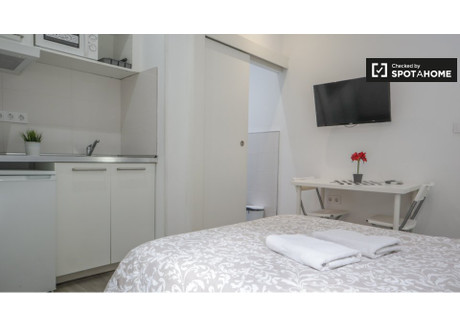 Mieszkanie do wynajęcia - Madrid, Hiszpania, 39 m², 7512 USD (30 801 PLN), NET-79779296