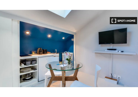 Mieszkanie do wynajęcia - Paris, Francja, 40 m², 2106 USD (8341 PLN), NET-85765582