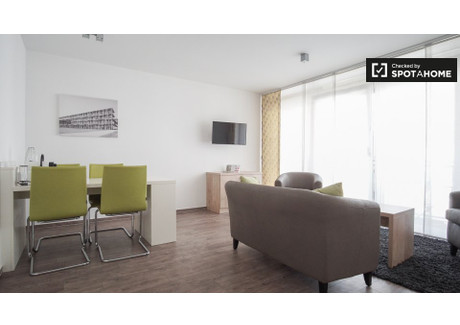 Mieszkanie do wynajęcia - Berlin, Niemcy, 59 m², 2882 USD (12 045 PLN), NET-87913706