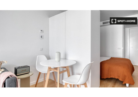 Mieszkanie do wynajęcia - Madrid, Hiszpania, 37 m², 2208 USD (8898 PLN), NET-80469254