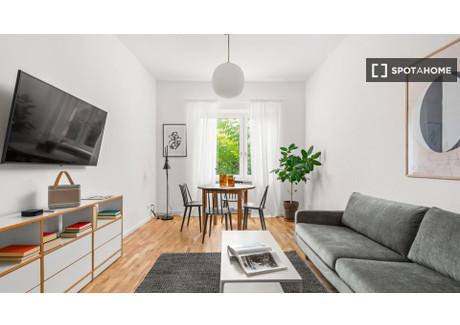 Mieszkanie do wynajęcia - Berlin, Niemcy, 60 m², 2183 USD (8384 PLN), NET-83845731