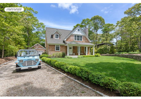 Komercyjne do wynajęcia - 127 Tyrone Drive East Hampton, Usa, 210,43 m², 45 000 USD (183 150 PLN), NET-95529709