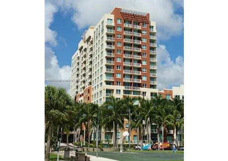 Mieszkanie na sprzedaż - 2000 N Bayshore Dr Miami, Usa, 107,77 m², 590 000 USD (2 419 000 PLN), NET-102729361