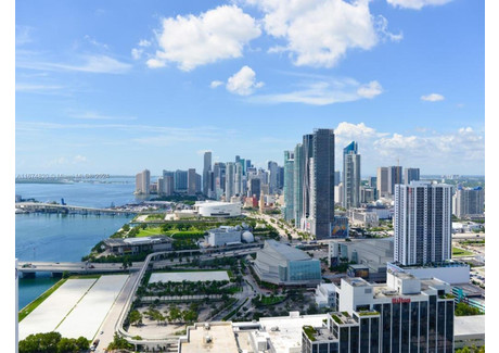 Mieszkanie do wynajęcia - 1750 N Bayshore Dr Miami, Usa, 97,36 m², 4200 USD (17 220 PLN), NET-101374853