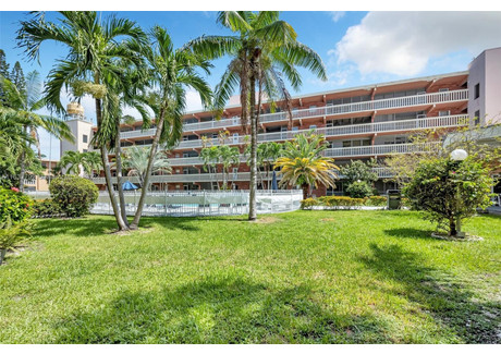 Mieszkanie na sprzedaż - 200 NE 12th Ave Hallandale Beach, Usa, 99,41 m², 275 000 USD (1 053 250 PLN), NET-99919652