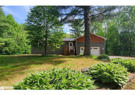 Dom na sprzedaż - 1942 Doe Lake Road Gravenhurst, Kanada, 162,58 m², 594 726 USD (2 289 695 PLN), NET-99327282