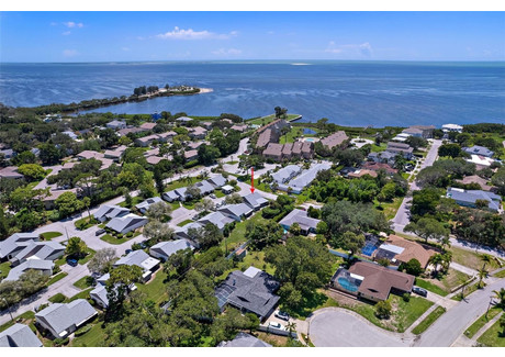 Dom na sprzedaż - 301 WINDRUSH LOOP Tarpon Springs, Usa, 139,35 m², 329 900 USD (1 352 590 PLN), NET-99033480