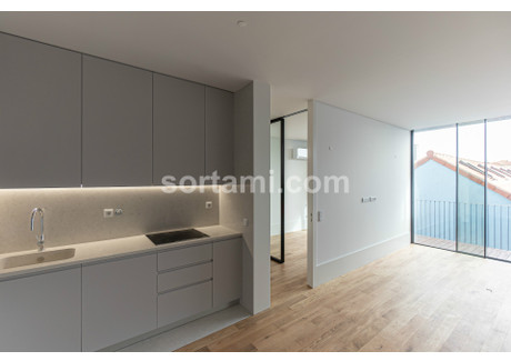 Mieszkanie na sprzedaż - Porto, Portugalia, 78 m², 381 128 USD (1 558 813 PLN), NET-95476241