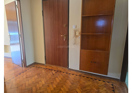 Mieszkanie do wynajęcia - Ramada E Caneças, Portugalia, 84 m², 1295 USD (5295 PLN), NET-101580609