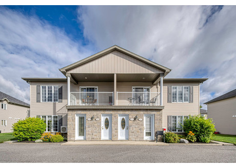 Mieszkanie na sprzedaż - 2076 Av. Pierre-Robineau, Bécancour, QC G9H4W8, CA Bécancour, Kanada, 94 m², 164 548 USD (669 710 PLN), NET-100432669