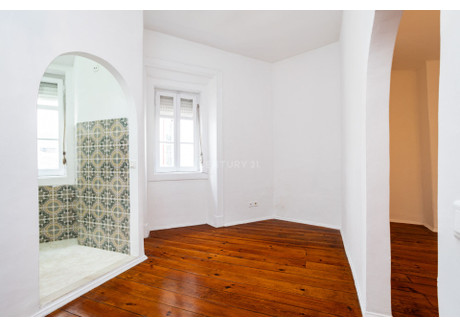 Mieszkanie na sprzedaż - Lisboa, Portugalia, 60 m², 310 431 USD (1 223 100 PLN), NET-96127653