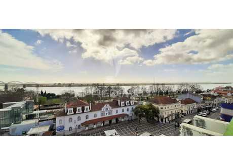 Biuro na sprzedaż - Vila Franca de Xira Vila Franca De Xira, Portugalia, 247 m², 465 082 USD (1 869 630 PLN), NET-87652242