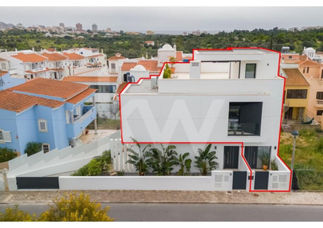 Mieszkanie na sprzedaż - Portimao, Portugalia, 143 m², 589 352 USD (2 375 089 PLN), NET-98505828