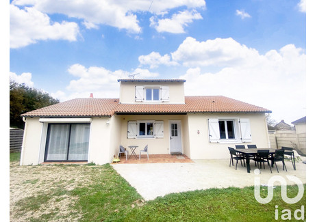 Dom na sprzedaż - Saint-Martin-La-Pallu, Francja, 145 m², 237 920 USD (987 368 PLN), NET-102342864