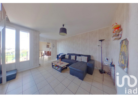 Mieszkanie na sprzedaż - Moissy-Cramayel, Francja, 103 m², 208 599 USD (855 256 PLN), NET-100527930