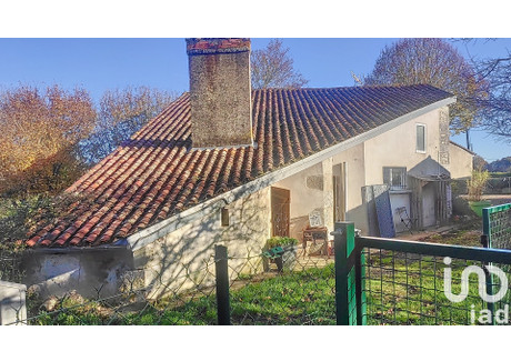 Dom na sprzedaż - Usson Du Poitou, Francja, 115 m², 88 311 USD (362 075 PLN), NET-102752997