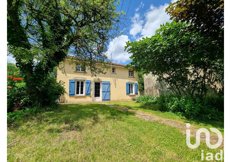 Dom na sprzedaż - Oroux, Francja, 144 m², 164 163 USD (628 746 PLN), NET-100879576