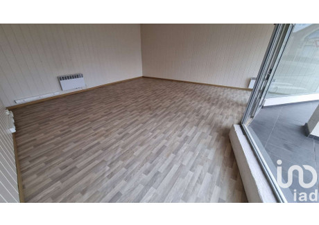 Dom na sprzedaż - Thenezay, Francja, 192 m², 66 443 USD (254 475 PLN), NET-93977106