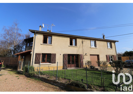 Mieszkanie na sprzedaż - Courpière, Francja, 72 m², 73 860 USD (302 089 PLN), NET-102065994