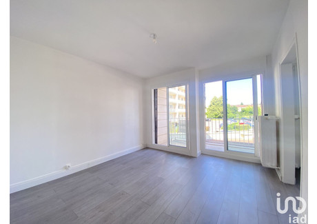 Mieszkanie na sprzedaż - Melun, Francja, 24 m², 104 460 USD (436 641 PLN), NET-99010810