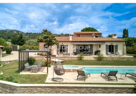 Dom na sprzedaż - Châteauneuf-Grasse, Francja, 171 m², 1 526 200 USD (5 845 345 PLN), NET-99384903