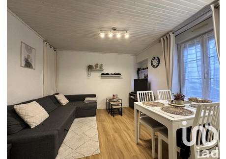 Mieszkanie na sprzedaż - La Chapelle-En-Serval, Francja, 51 m², 140 259 USD (575 060 PLN), NET-100527915