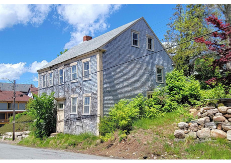 Dom na sprzedaż - 155 Pelham Street Lunenburg, Kanada, 241,55 m², 199 642 USD (812 543 PLN), NET-97956141