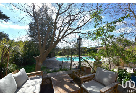 Dom na sprzedaż - Nimes, Francja, 173 m², 451 672 USD (1 779 588 PLN), NET-95978793