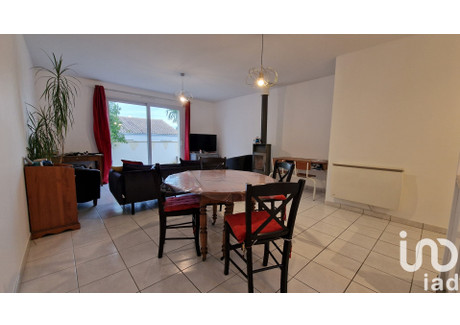 Dom na sprzedaż - Niort, Francja, 80 m², 235 245 USD (957 446 PLN), NET-98444172