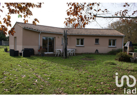 Dom na sprzedaż - Saint-Savin, Francja, 130 m², 238 959 USD (991 680 PLN), NET-102428272