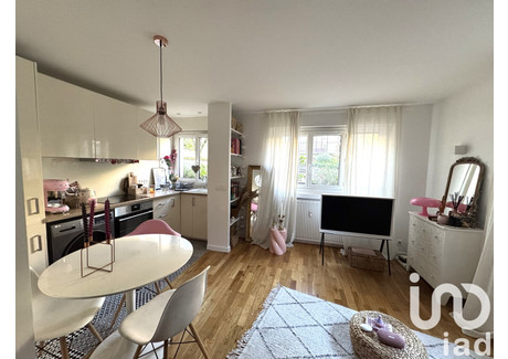 Mieszkanie na sprzedaż - Le Perreux-Sur-Marne, Francja, 24 m², 152 305 USD (610 741 PLN), NET-101200233